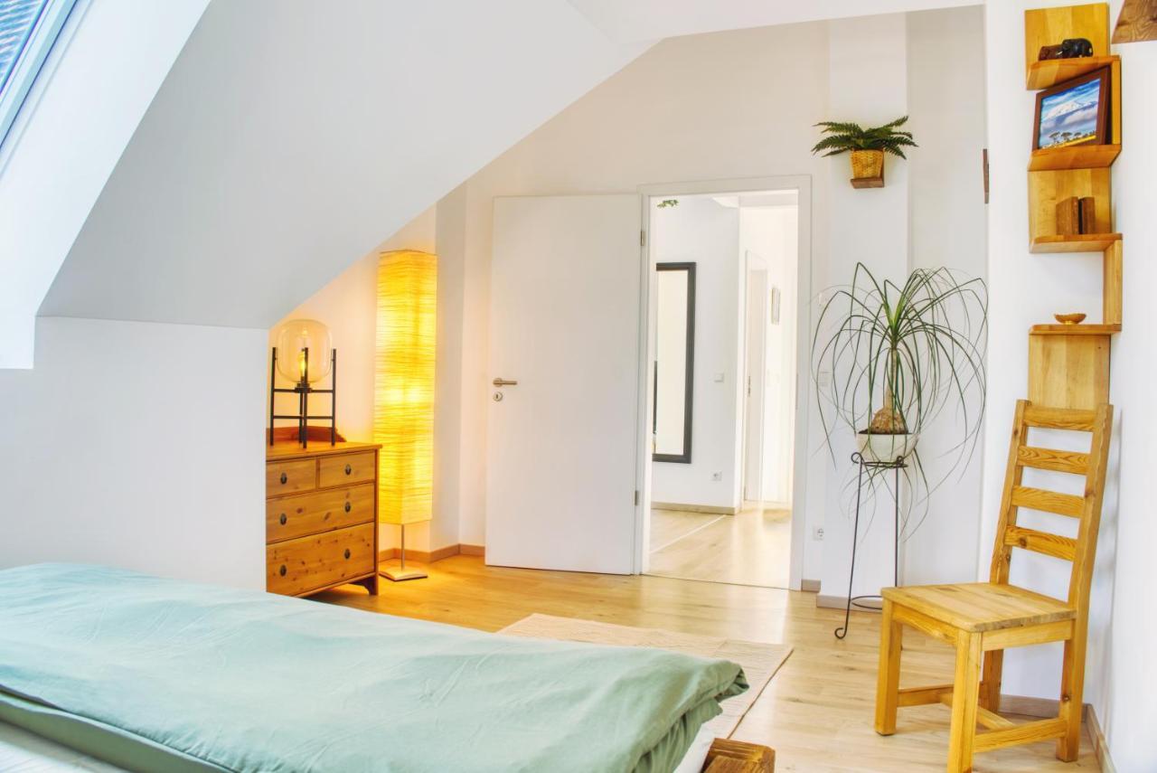 Luxus Apartment! Kueche, Balkon, Netflix, Parkplatz - 8 Personen Ilmmunster エクステリア 写真