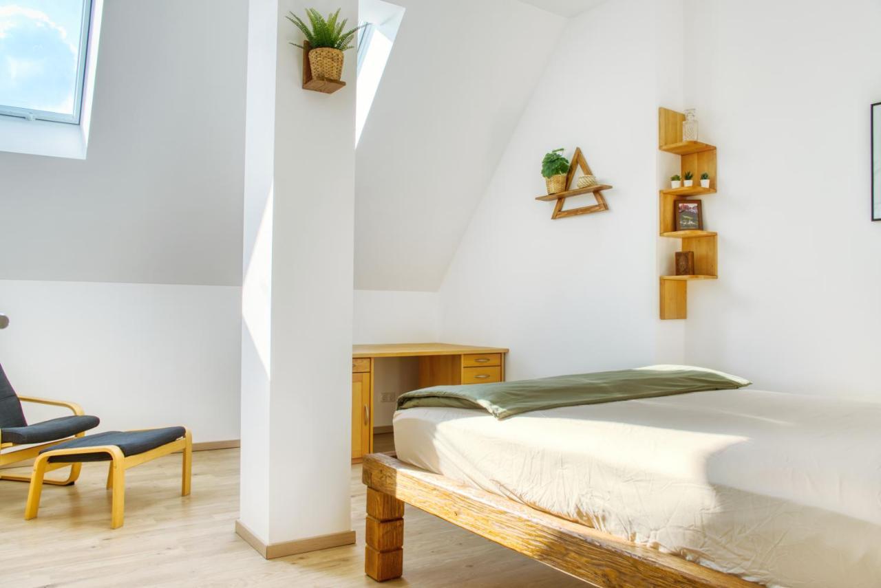 Luxus Apartment! Kueche, Balkon, Netflix, Parkplatz - 8 Personen Ilmmunster エクステリア 写真
