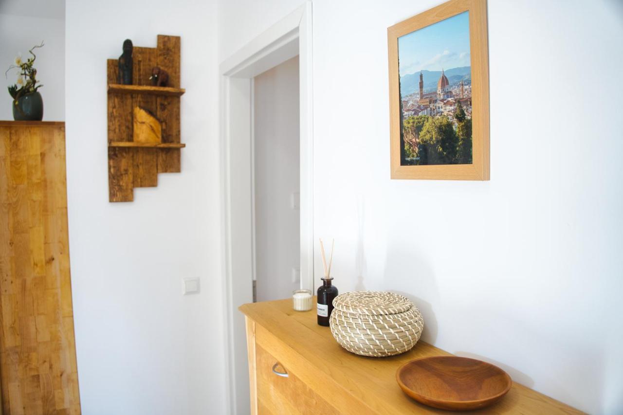 Luxus Apartment! Kueche, Balkon, Netflix, Parkplatz - 8 Personen Ilmmunster エクステリア 写真